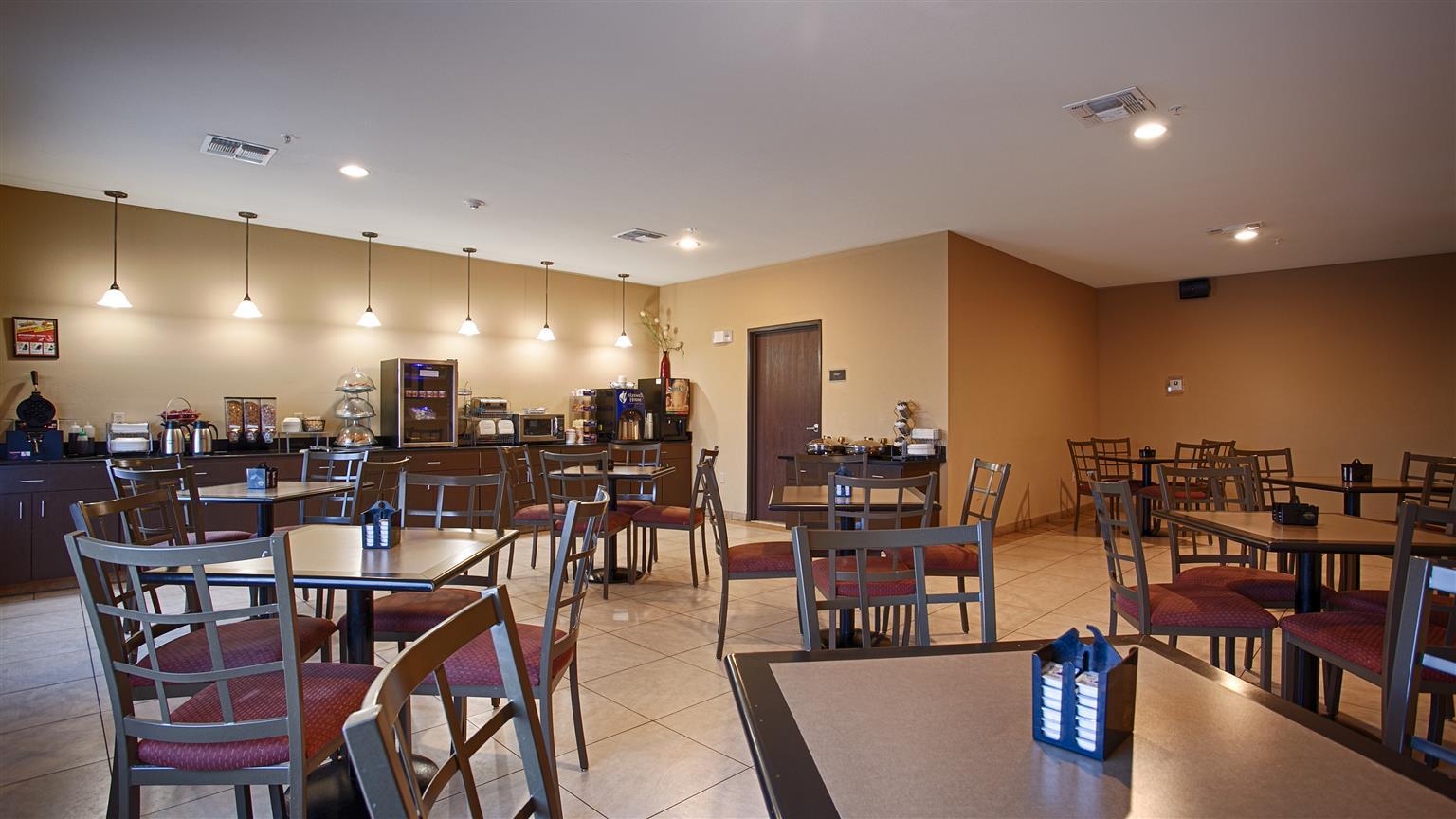 Best Western Plus Burleson Inn & Suites Экстерьер фото